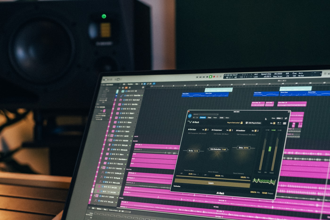 Chaîne de plugins sur le mix bus : de-esser, compresseur, loudness